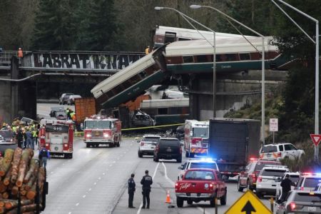 اخبار,اخبار حوادث,واژگونی مرگبار قطار مسافربری در واشنگتن