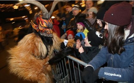 جشنواره ترسناک و عجیب آلمانی‌ها در آستانه کریسمس