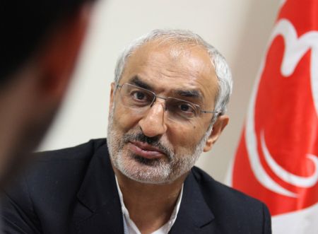 زاهدی: بعید میدانم افزایش قیمت حامل های انرژی تصویب شود