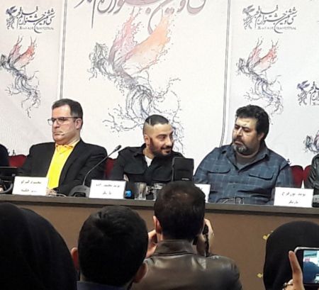 توضیحات نوید محمدزاده درباره مدل عجیب موهایش و بازی در نقش آدمهای عقدهای
