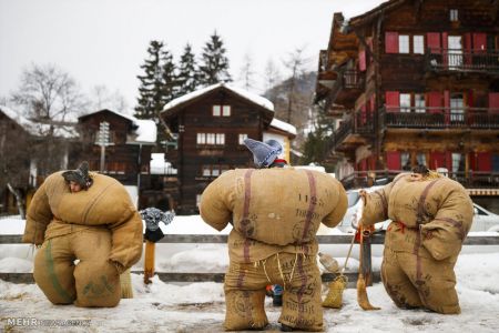 اخبار,اخبار گوناگون,کارناوال مردان پوشالی در سوئیس