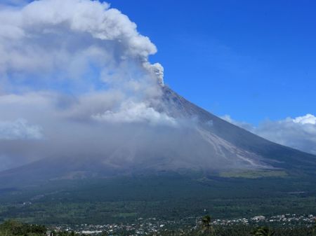 اخبار,اخبار گوناگون,فوران گدازه‌های مایون در فیلیپین