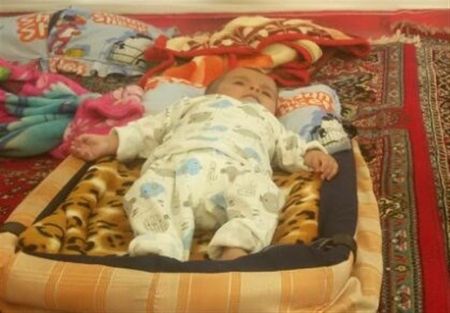 نوزاد 4 ماهه دومین قربانی سرمازدگی در منطقه زلزله زده کرمانشاه