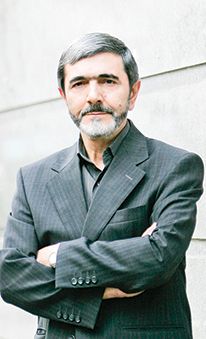مرتضی مبلغ:طرح مسئله رفراندوم توسط یک مقام عالی بدون پیش زمینه سیاسی و حقوقی نمیتواند راهگشا باشد