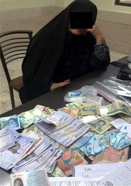 پیرزن گدای میدان تجریش که هنگام دستگیری 4 میلیون پول نقد داشت