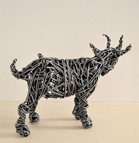 اخبار,اخبارگوناگون, خلق آثاری زیبا و خلاقانه با استفاده از سیم‌ مفتول