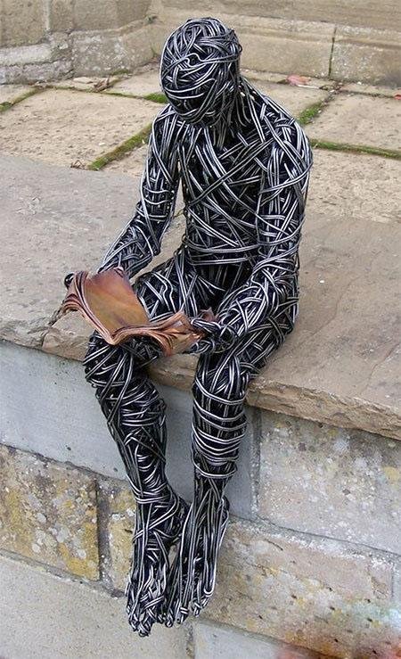 اخبار,اخبارگوناگون, خلق آثاری زیبا و خلاقانه با استفاده از سیم‌ مفتول