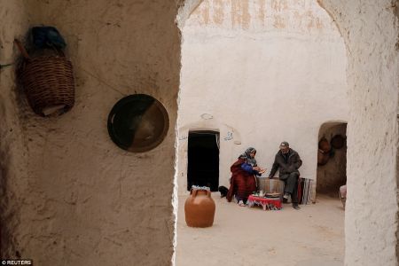 اخبار,اخبارگوناگون,مردمی که در خانه‌های زیرزمینی زندگی می‌کنند