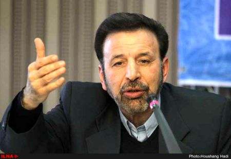 واکنش واعظی به اظهارات آیتالله جنتی/ قبل از طرح مسائل در تریبونهای عمومی، صحت و سقم اطلاعات استعلام شود