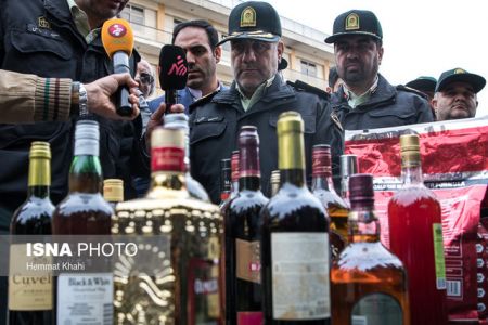 دستگیری 241 تن از اراذل و اوباش/ هشدار پلیس درباره فروش محصولات پیش ساز موادمحترقه