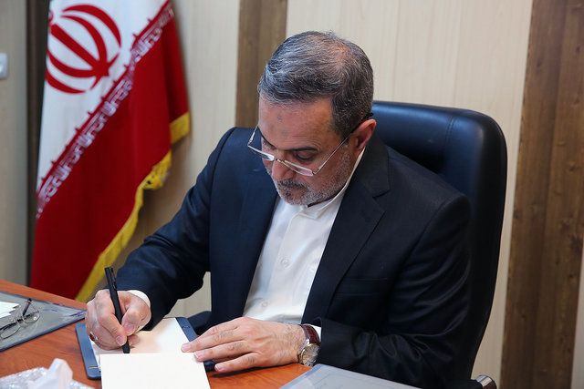 وزیر آموزش و پرورش: پیگیر آزادی همکاران بازداشتیام هستم