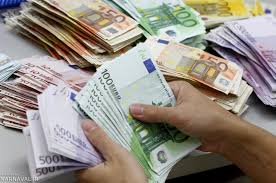 آخرین وضعیت تخصیص ارز مسافرتی/متقاضیان ارزبرای جام جهانی چه کنند؟
