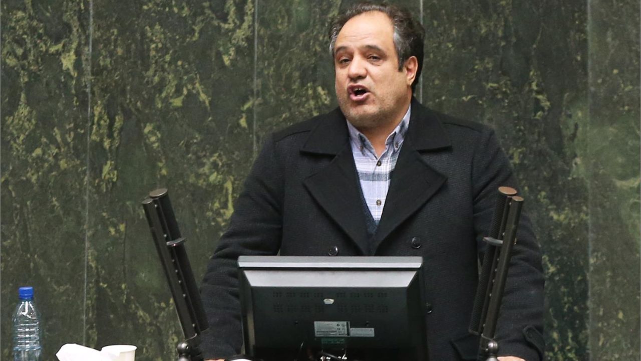 نماینده مجلس: بیش از 250 یا 300 پیامک تهدیدآمیز دریافت کردم/ روزهای آخر نمایندگان را تهدید به مرگ میکردند