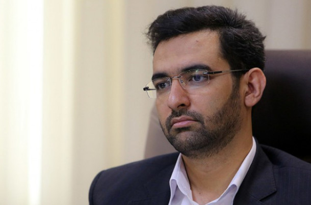 آذری جهرمی: نسخه بدون فیلتر تلگرام مشاهده نشده است