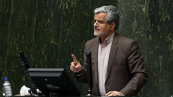 محمود صادقی: اعزام نمایندگان مجلس به جام جهانی فوتبال هیچ فایده و دلیل موجهی ندارد