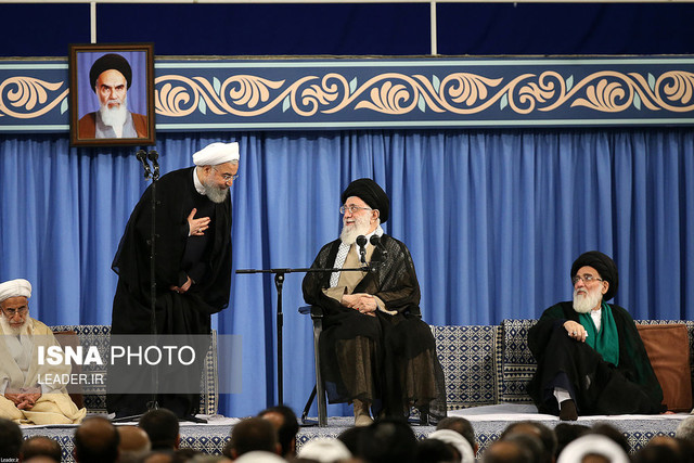 روحانی: توان قوای دیگر و مردم در کنار دولت قرار بگیرد