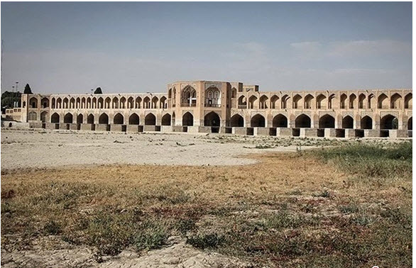 بسیاری از مناطق ایران ممکن است به زودی غیرقابل سکونت شود / کشاورزی نادرست در حال نابودی ایران است