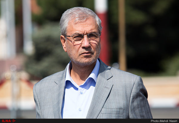 علی ربیعی : وظیفهام مراقبت از زندگی کارگران است/دولت سهم خود در حق بیمه کارگران را کاهش نداده است