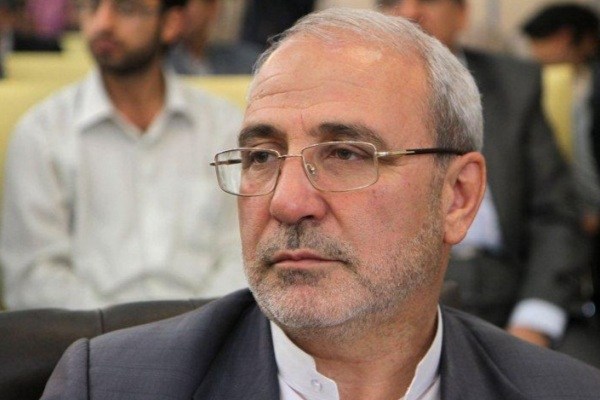 حسینعلی حاجیدلیگانی: روزانه ۱۰۰۰ میلیارد تومان به نقدینگی کشور افزوده میشود