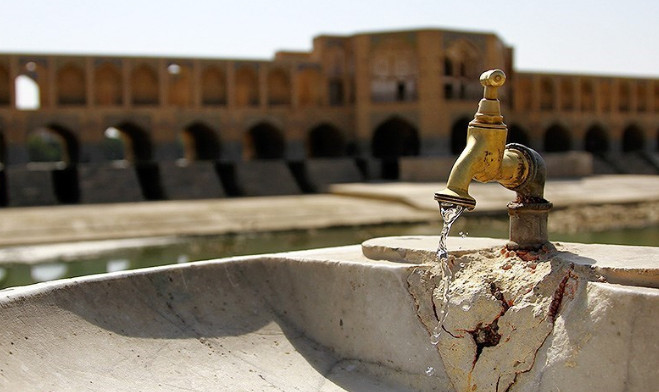 خشکسالی، کمبود آب و طعم نامناسب آب شرب اصفهانیها