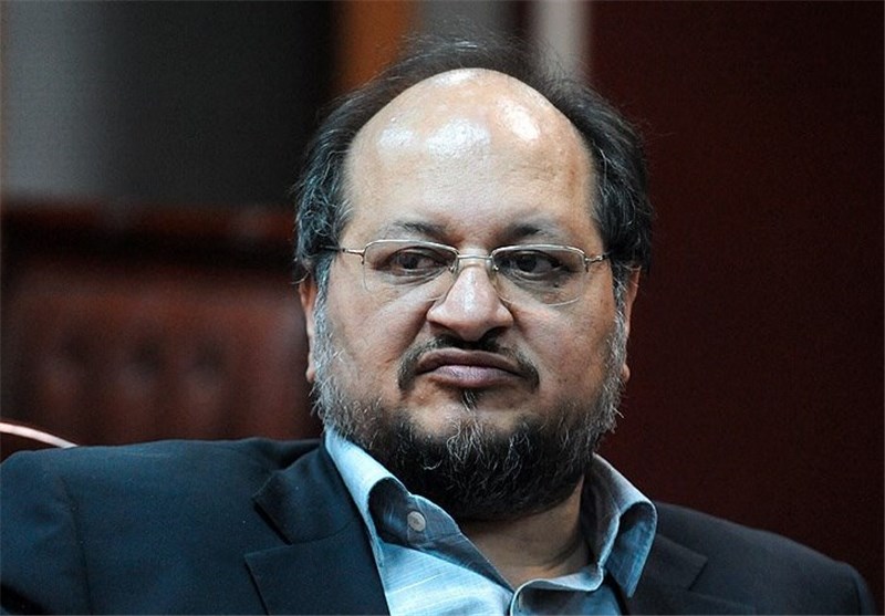 شریعتمداری: لیست کالاهای اساسی رسما اعلام میشود