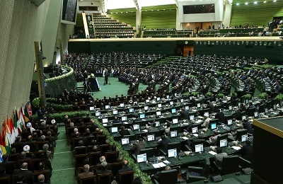 رئیس جمهور در مجلس بگوید کدام دستگاههای نظام پای کار حل مشکلات اقتصادی نیستند