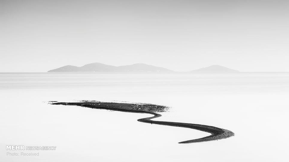 [تصویر:  97-08-12ba1518.jpg]