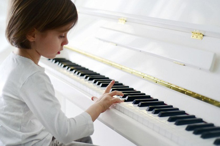 مزیت های یادگیری موسیقی,فواید نواختن موسیقی