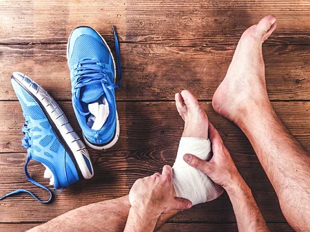 درد پاشنه پا هنگام پیاده روی, علت درد پاشنه پا هنگام پیاده روی, درمان درد پاشنه پا