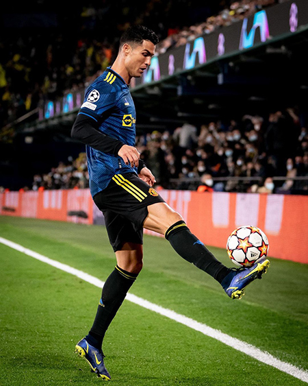 http://www.beytoote.com/images/stories/sport/hhs-cristiano-ronaldo-10.jpg