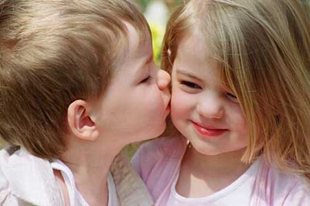 عکس بوسیدن لب به لب