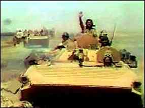پيشروي تانکهاي عراقي در خاک کويت (دوم اوت 1990)