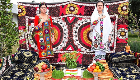  فرهنگ مردم تاجیکستان, پوشش مردم تاجیکستان, فرهنگ و سنت در تاجیکستان