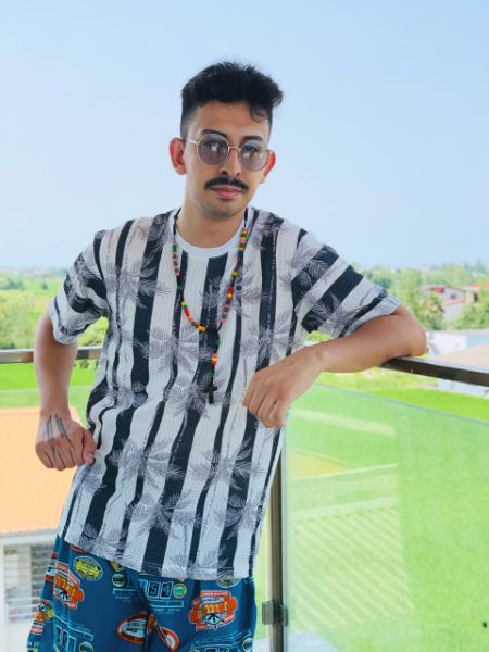 بیوگرافی مصطفی زورمند