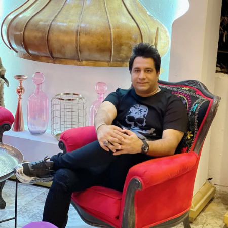 بیوگرافی امید جهان, امید جهان