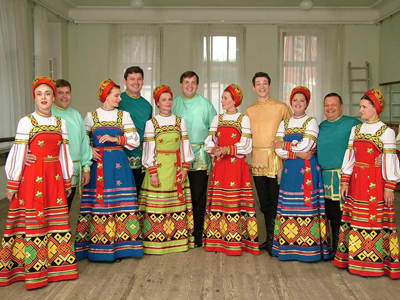 ویژگی های لباس سنتی, لباس سنتی مردان روسی