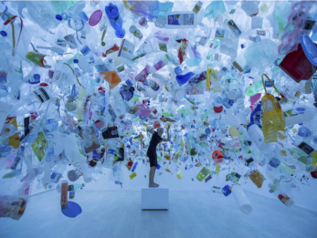 مجسمه سازی با ضایعات مجسمه سازی با ضایعات, مجسمه سازی با اسباب بازی قدیمی