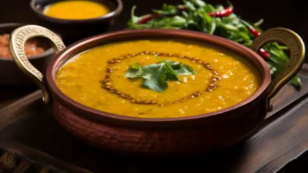 اسفناج  روز ملی اسفناج, ابرغذا