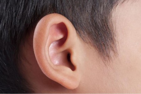 پیشگیری از جوش‌های سر سیاه در گوش