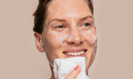  پاکسازی پوست خشک, روشهای پاکسازی پوست خشک, پاکسازی پوست خشک در منزل