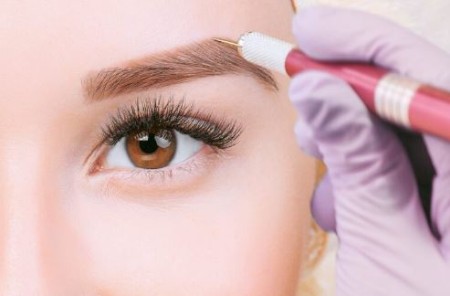 ابروی کم پشت