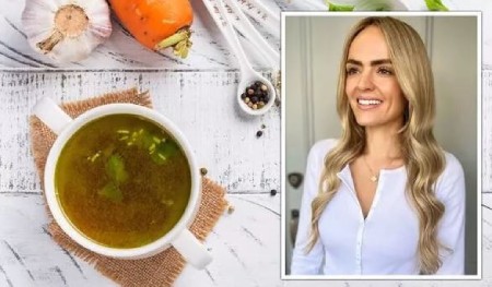 ماسک طبیعی پای مرغ