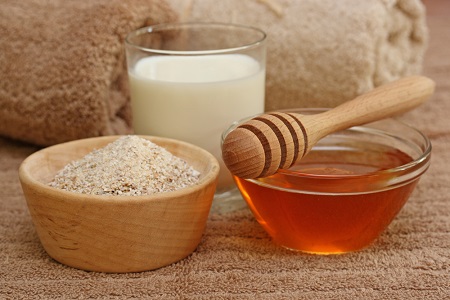 پاکسازی پوست با ماسک شیر و عسل, ماسک شیر و عسل برای پوست خشک, ماسک شیر و عسل و زردچوبه