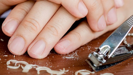 آموزش گام‌به‌گام کوتاه کردن ناخن