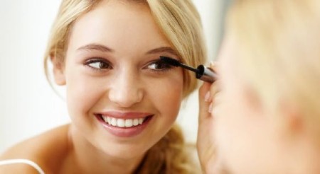 چطوری ریمل بزنیم