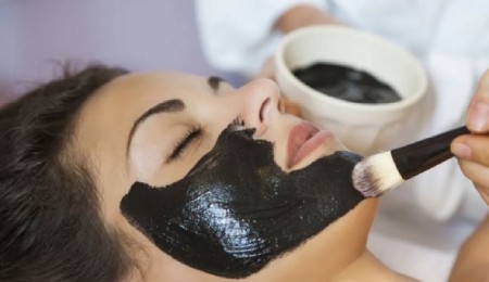 کوچک تر کردن منافذ پوست
