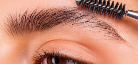 روش‌های خانگی برای تقویت ابرو
