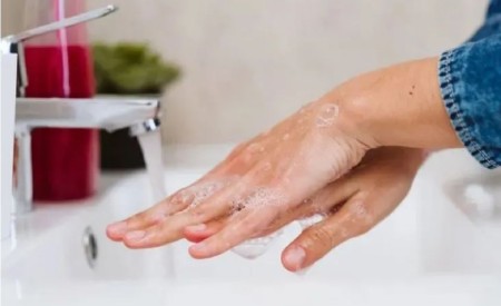 مقابله با خشکی پوست