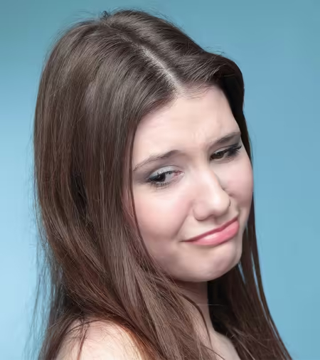 چرا موها بوی بد می‌گیرند