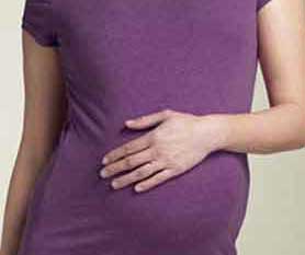 عوارض حاملگي,حاملگي در سنين پائين